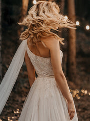 Real A Line Tulle Lace Wedding Dresses One Shoulder with Shawl