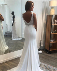 Open Back Mermaid Wedding Dress V-neck Satin Lace Appliques Bridal Dress