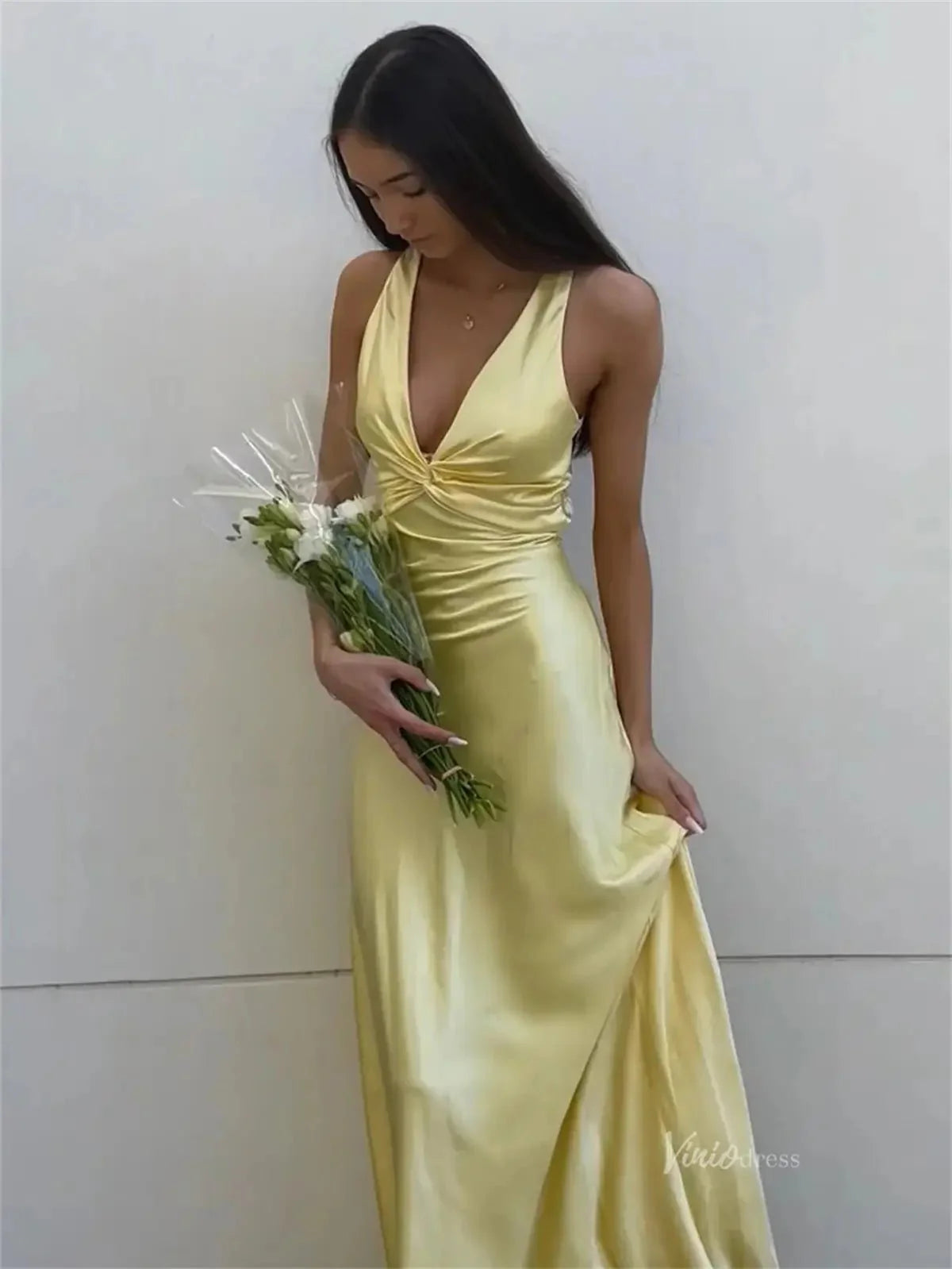 Pastel Yellow Satin Prom Dresses V-neck Evening Dress Open Back FD6001
