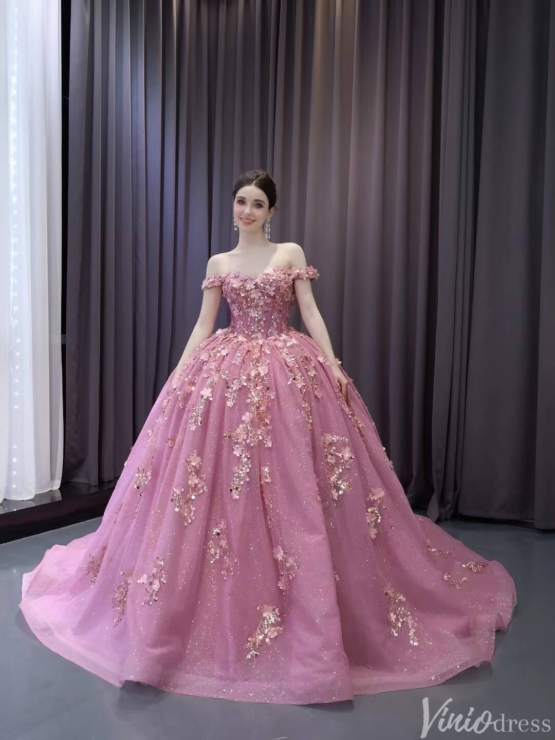 Pink Beaded Floral Wedding Dresses Sparkly Off the Shoulder Quinceanera Dress 241028
