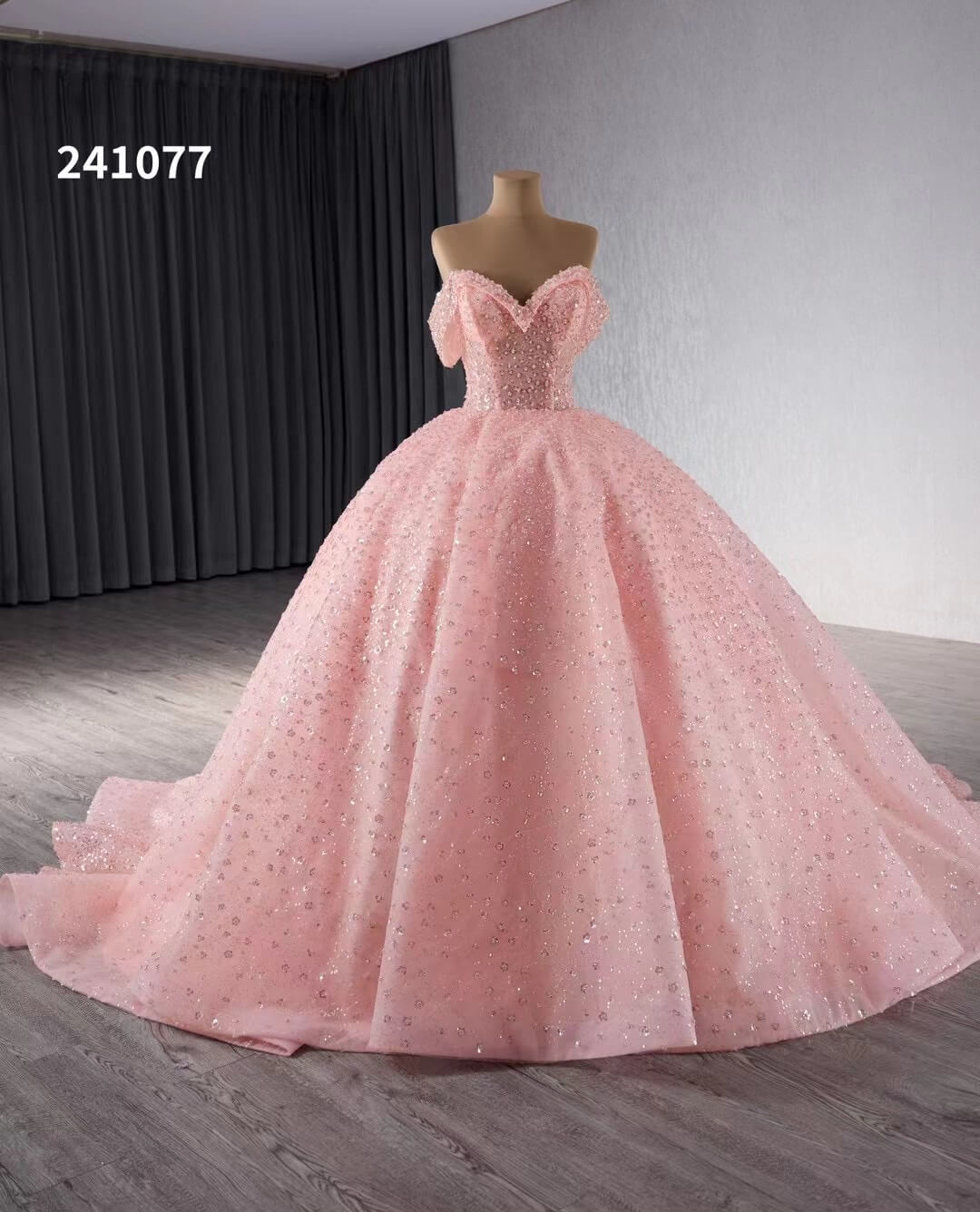 Pink Beaded Flower Wedding Gowns Sparkly Off the Shoulder Quinceanera Dress 241077