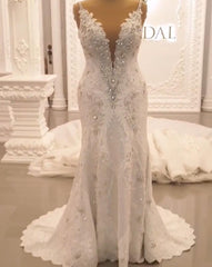 Pretty Sweetheart Spaghetti-Straps Wedding Dress With Lace Appliques