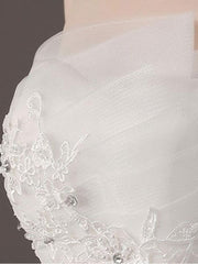 Princess Ball Gown Wedding Dresses Strapless Lace Applique Beaded Ivory Maxi Bridal Dress