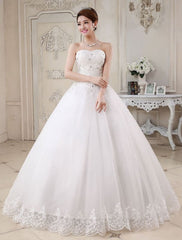 Princess Wedding Dresses Ivory Ball Gown Bridal Dress Strapless Sweetheart Lace Beaded Pleated Wedding Gown