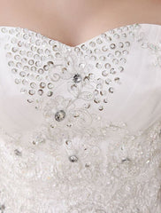 Princess Wedding Dresses Ivory Ball Gown Bridal Dress Strapless Sweetheart Lace Beaded Pleated Wedding Gown