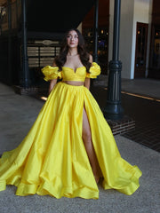 Elegant Two-Piece Satin Prom Dress with Slit & Puffed Sleeves – Style FD5168