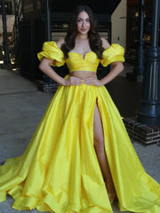 Elegant Two-Piece Satin Prom Dress with Slit & Puffed Sleeves – Style FD5168