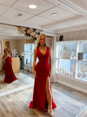 Red Satin Sheath Prom Dresses with Slit, V-Neck & Beaded Waistline - FD6032