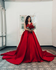 Red Prom Dresses Ball Gown Lace V Neck Sleeveless Wedding Dresses wiht Train
