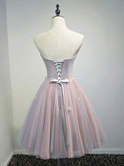 Roches de bal à floral rose rose, robe de retour à la maison courte avec une fleur perlée