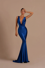Elegant Champagne Mermaid Prom Dress Long Slimming with Ruffles