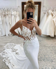 Rustic Lace Applique Mermaid Wedding Dresses with Chapel Train Spaghetti Strap Bridal Gown AW1006