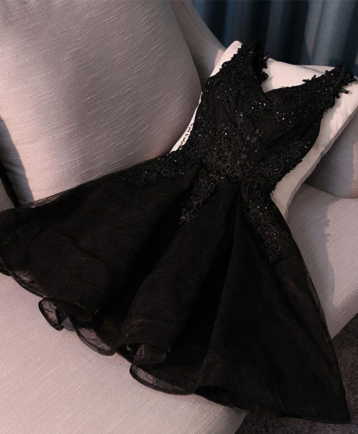 Robe de bal courte en dentelle noire en V, robes de retour, robes de retour à la maison