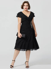A-Line Mother of the Bride Dress Plus Size Elegant Sexy V Neck Knee Length Chiffon Short Sleeve No with Beading