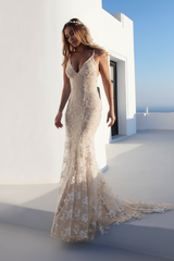 Sexy Mermaid Wedding Dress White V-Neck Backless Lace Bridal Dresses