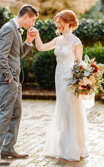 Sheath Ethereal Bell Sleeve Garden Wedding Dress Jewel High Neck Tulle Gown for Bridal Beautiful