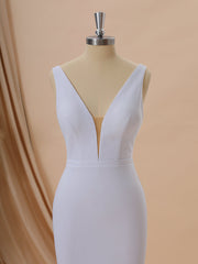 Sheath Stretch Crepe V-neck Court Train Wedding Dress