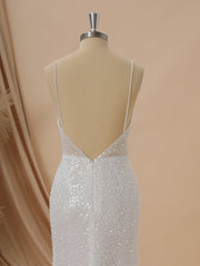 Sheath V-neck Beading Court Train Wedding Dress