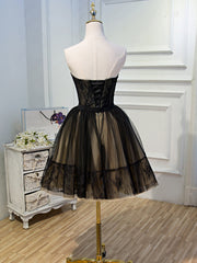 Robes de bal à lacets noires courtes, petites robes de retour formelles en dentelle noire