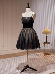 Robes de bal à lacets noires courtes, courtes robes de retour formelles en dentelle noire
