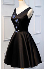 Robes de bal noires courtes, robes de retour à retour formel noires