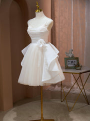 Robes de bal floral à champagne courtes, courtes robes de retour à la maison florale champagne