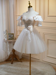 Courts robes de bal floral en dentelle à champagne Lit