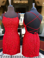 Robes de bal de dentelle à dos rouge courte, robes de remise des remises en dentelle rouge à l'arrière sans arrière