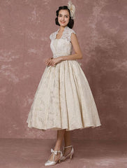 Short Wedding Dress Lace Champagne Vintage Bridal Dress Ball Gown Beading Backless Tea-Length Bridal Gown With Sash