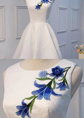 Robes de bal floral en dentelle blanche, courtes robes de retour à la maison florale blanche en dentelle blanche