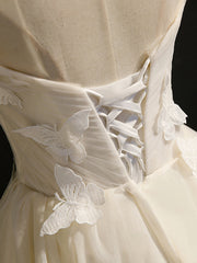 Robes de bal courtes avec papillon, courtes robes de retour formelles blanches