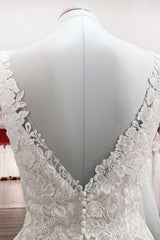 Eenvoudige lange a-line tule tule kant v nek appliques kant open achterkant trouwjurk