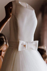 A-line Simple Ivory Tulle Backless Wedding Gowns Wedding Dress