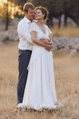 Simple Wedding Dress A Line Designed Neckline Sleeveless Applique Chiffon Bridal Gowns