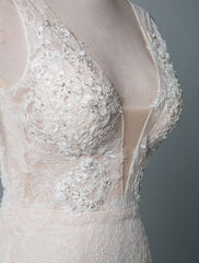 Simple Wedding Dress Lace A Line V Neck Sleeveless Beaded Floor Length Feather Bridal Gowns