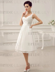 Simple Wedding Dresses Ivory Wedding Dress Knee-Length Backless Straps Lace Bridal Dress