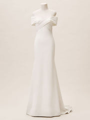 Simple Wedding Dresses Satin Off The Shoulder Pleated Floor Length Chapel Train Bridal Dress