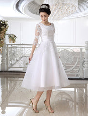 Simple Wedding Dresses Short Lace Applique Illusion Half Sleeve Tea Length Bridal Dress
