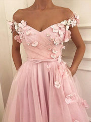 Sleeveless Off-The-Shoulder Floor-Length With Applique Tulle Dresses