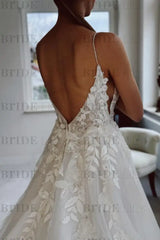 Spaghetti Straps V-Neck Backless Tulle Applique Wedding Dresses