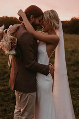 Spaghetti Straps V-neck Simple Beach Wedding Dress White Sexy Without Wedding Veil