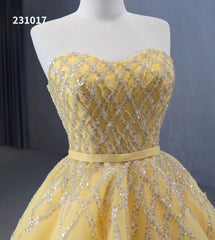 Sparkly Light Gold Ball Gown Prom Dresses Beaded Strapless Quince Dress 231017
