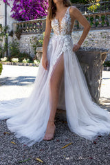 Charming illusion deep V-neck lace decal bohemian style slit wedding dress