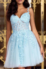 A-line V-neck lace sticker short Homecoming Dresses