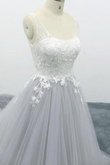 Square Neck Appliques Tulle A-line Wedding Dress