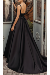 Square Neck Vintage Wedding Dresses Sleeveless Satin Court Train Sash Bridal Dress