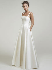 Square Neck Vintage Wedding Dresses Sleeveless Satin Court Train Sash Bridal Dress