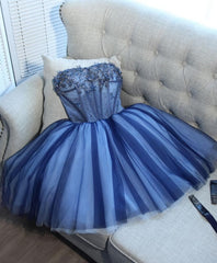 Charmant en dentelle bleue en tulle une robe de bal courte de ligne, robe de retour à la maison