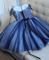 Charmant en dentelle bleue en tulle une robe de bal courte de ligne, robe de retour à la maison