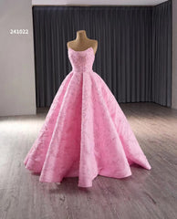 Strapless Pink Ball Gown Prom Dresses Beaded Wedding Gown 241022